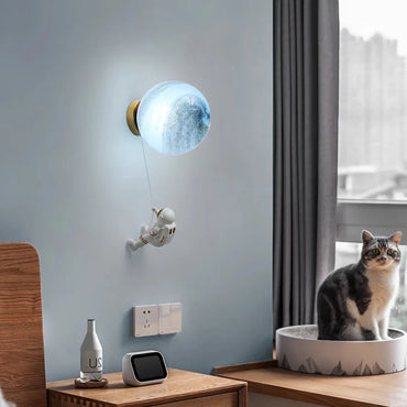 Amélie Man in the Moon Wall Lamp Glass Resin Gold Accent Light
