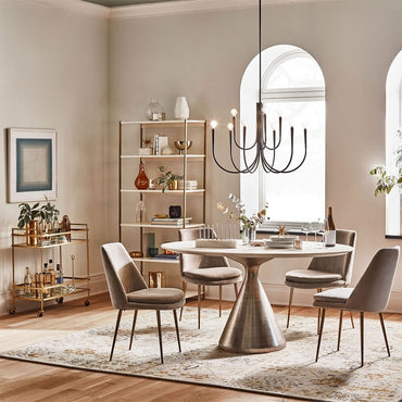 Élise Pristine Metal Chandelier Light