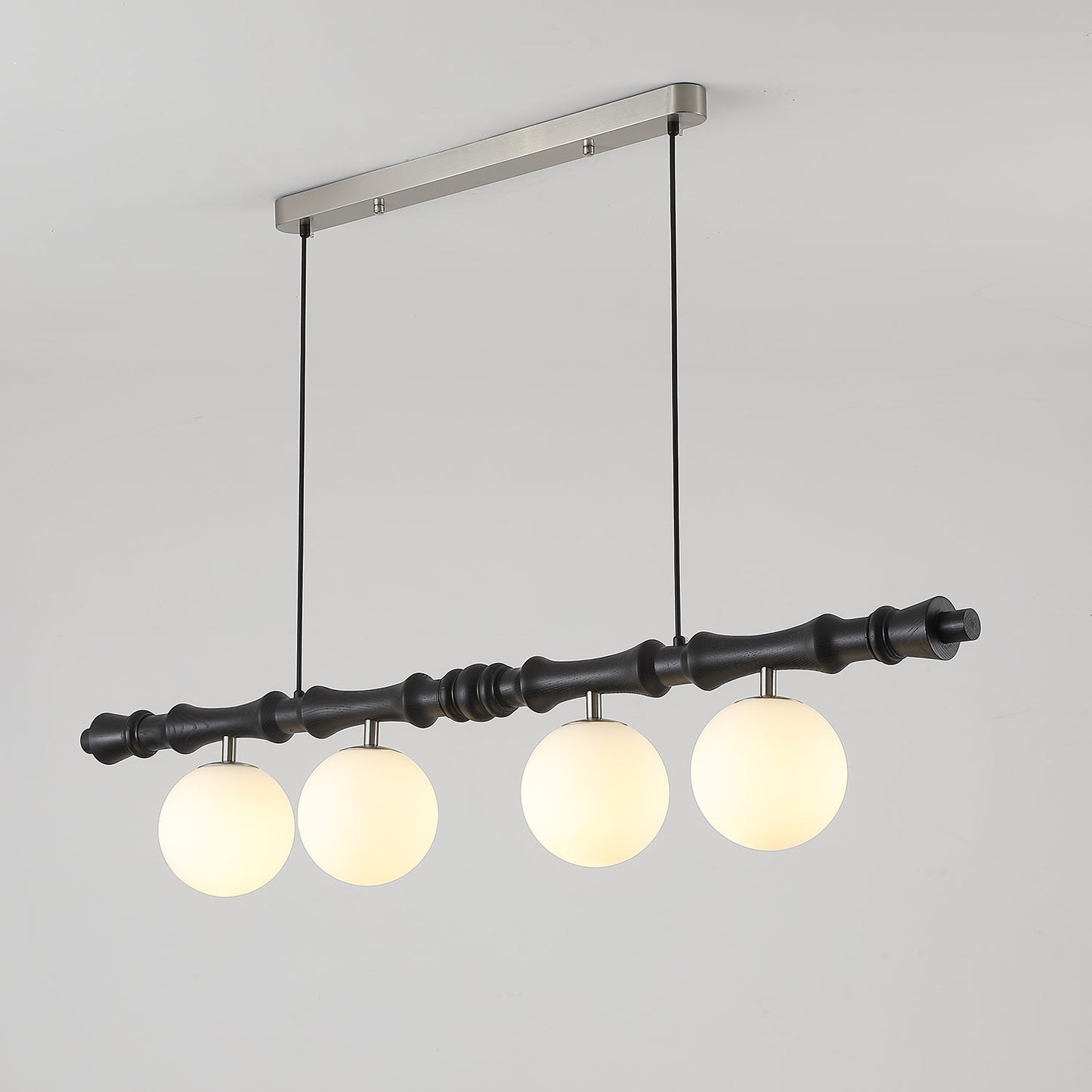 Lustre Céline en bois, poutre en bois sculpté avec globes en verre dépoli