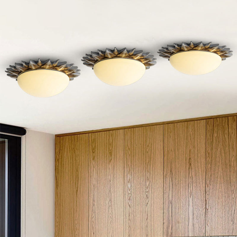Plafonnier Geneviève Vintage Sunburst en verre opale