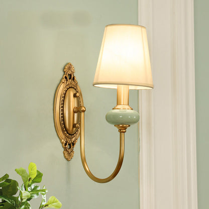 Applique murale Marianne Gold Swoop avec abat-jour conique et faux jade