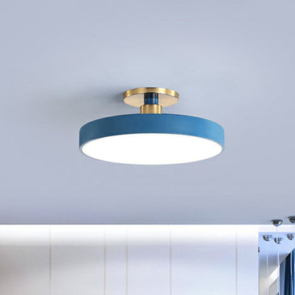 Plafonnier LED semi-encastré rond en acrylique Camille Nordic