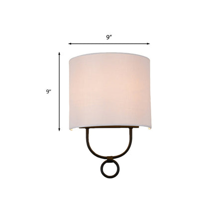Applique murale demi-cylindrique Élodie avec abat-jour en tissu blanc