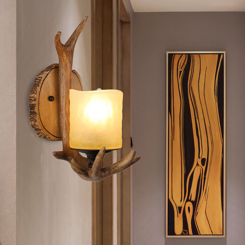 Applique Murale Aimée Rustique Bois et Verre Dépoli avec Bois de Cerf