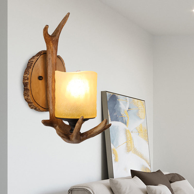 Applique Murale Aimée Rustique Bois et Verre Dépoli avec Bois de Cerf