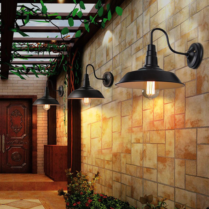 Éloïse Gooseneck Barn-Style Wall Sconce