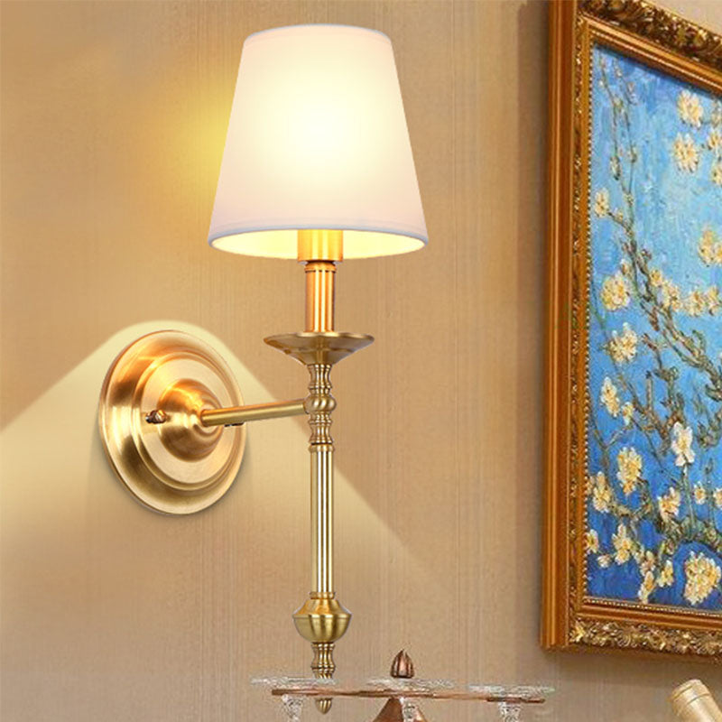 Applique murale en tissu et laiton Élodie 1/2 lumière