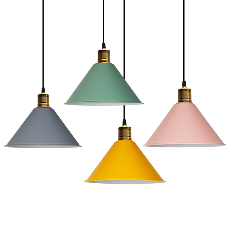 Suspension nordique conique Elise, lampe suspendue moderne et colorée