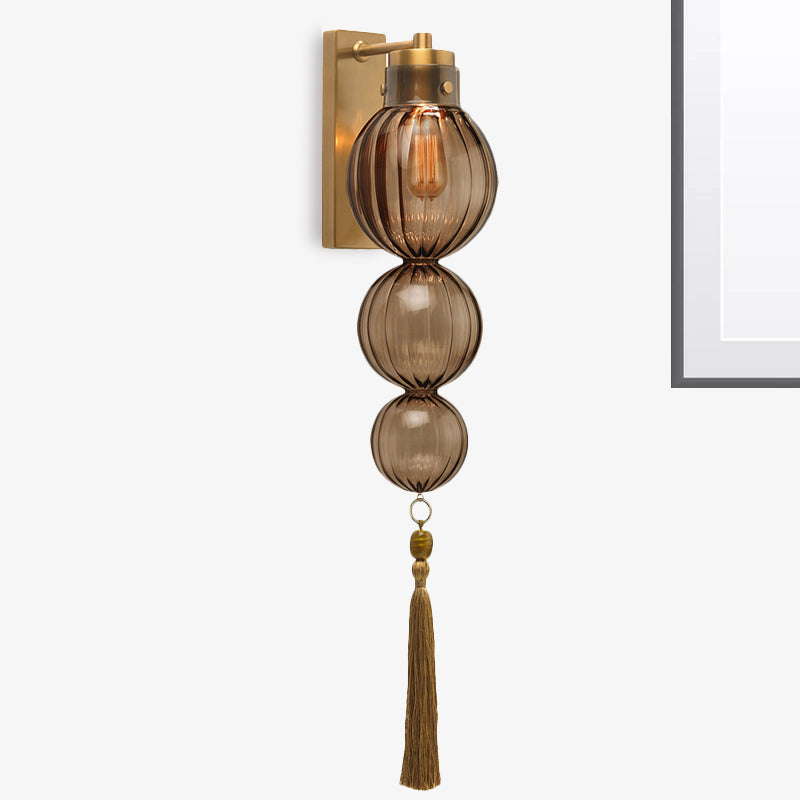 Applique murale Vivienne Sphere avec abat-jour en verre et nœud à pompon