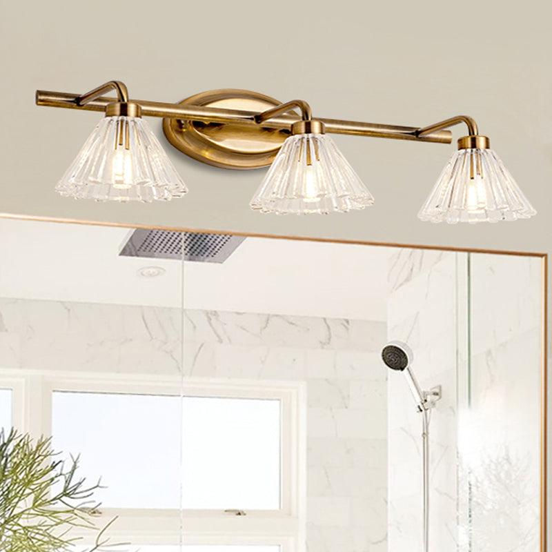 Applique murale Éloise Cone Vanity en laiton avec éclairage LED