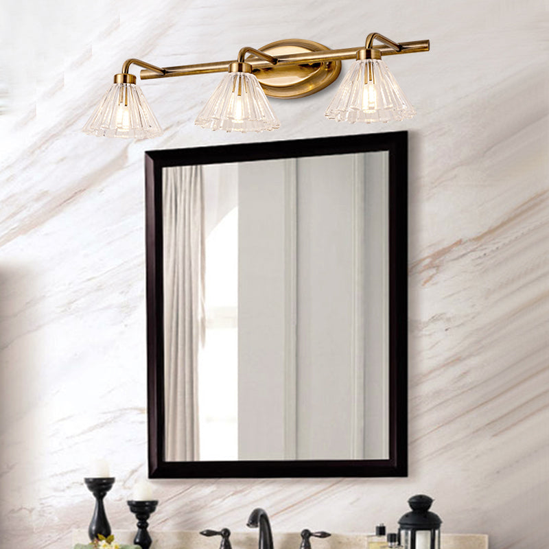 Applique murale Éloise Cone Vanity en laiton avec éclairage LED