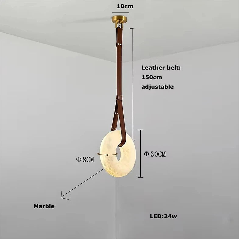 Pendentif de ceinture en albâtre et cuir Brigitte