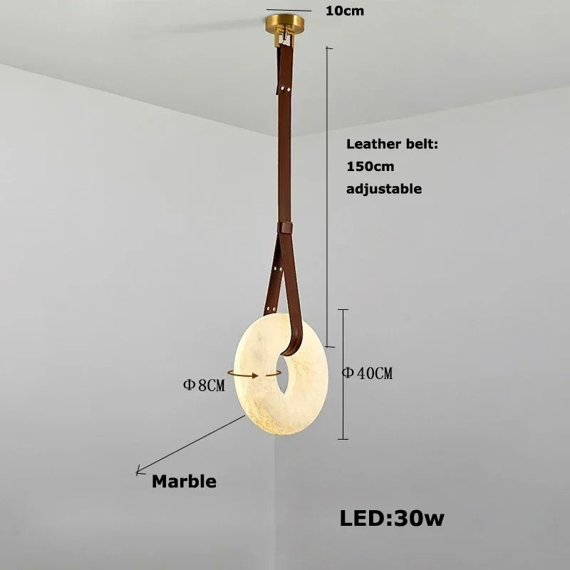 Pendentif de ceinture en albâtre et cuir Brigitte
