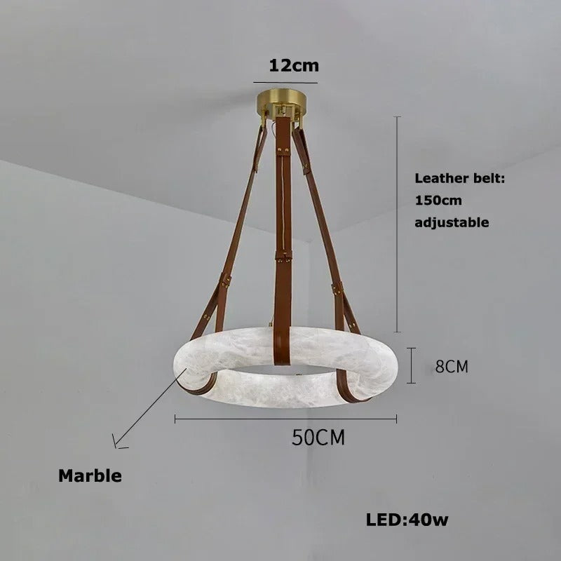 Pendentif de ceinture en albâtre et cuir Brigitte