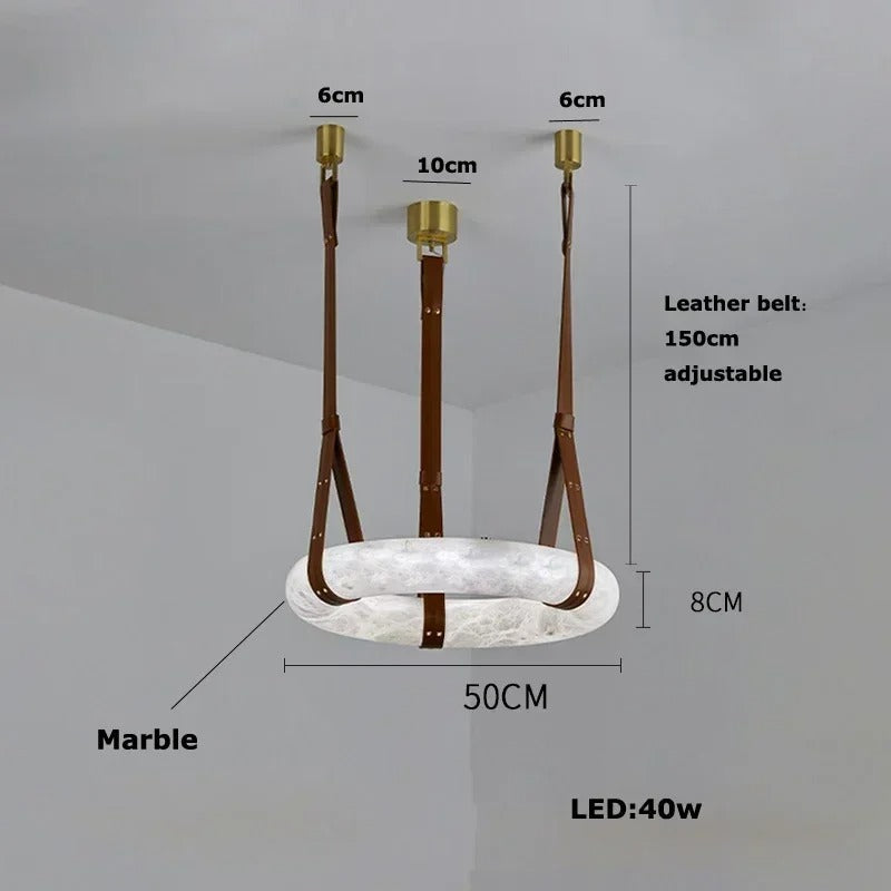 Pendentif de ceinture en albâtre et cuir Brigitte