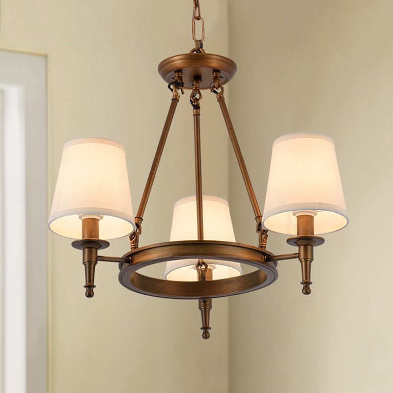 Suspension Sophie en laiton antique avec abat-jour conique en tissu