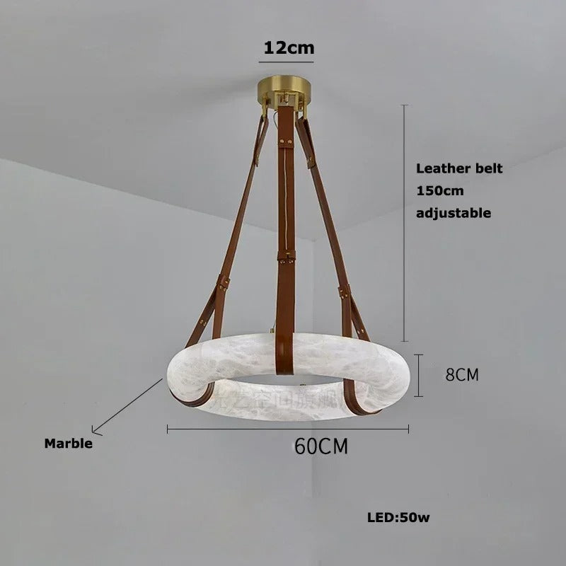 Pendentif de ceinture en albâtre et cuir Brigitte
