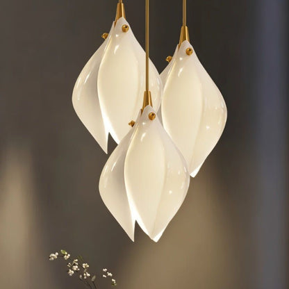 Lustre Elena Clara Petal