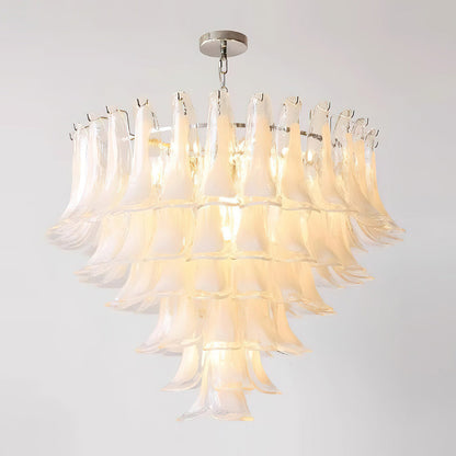 Lustre floral Émilienne, pétales de verre superposés avec structure métallique