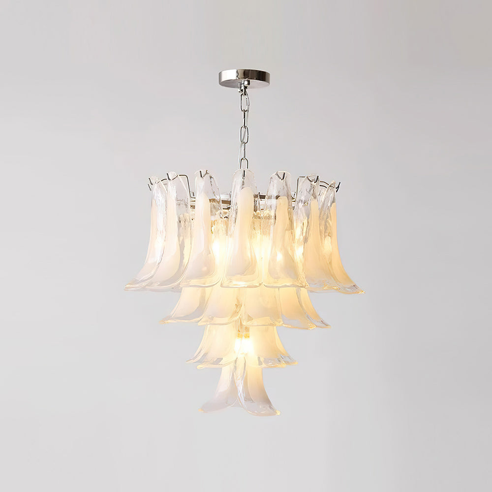 Lustre floral Émilienne, pétales de verre superposés avec structure métallique