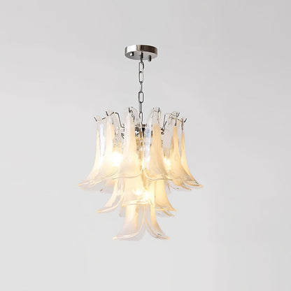 Lustre floral Émilienne, pétales de verre superposés avec structure métallique