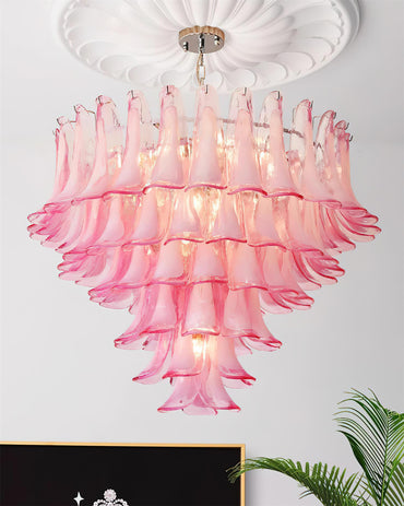 Lustre floral Émilienne, pétales de verre superposés avec structure métallique