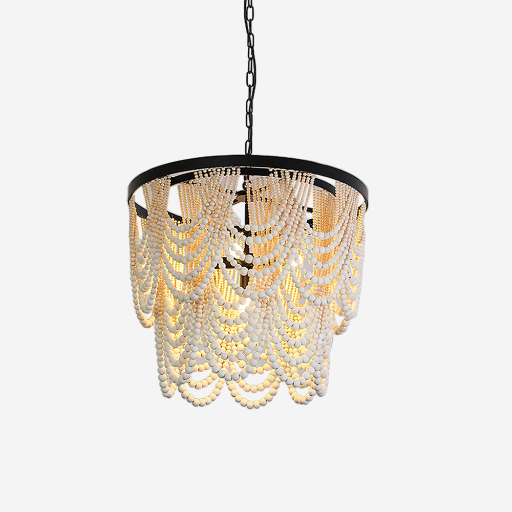 Lustre Margaux en perles de bois, élégance rustique avec cadre noir mat