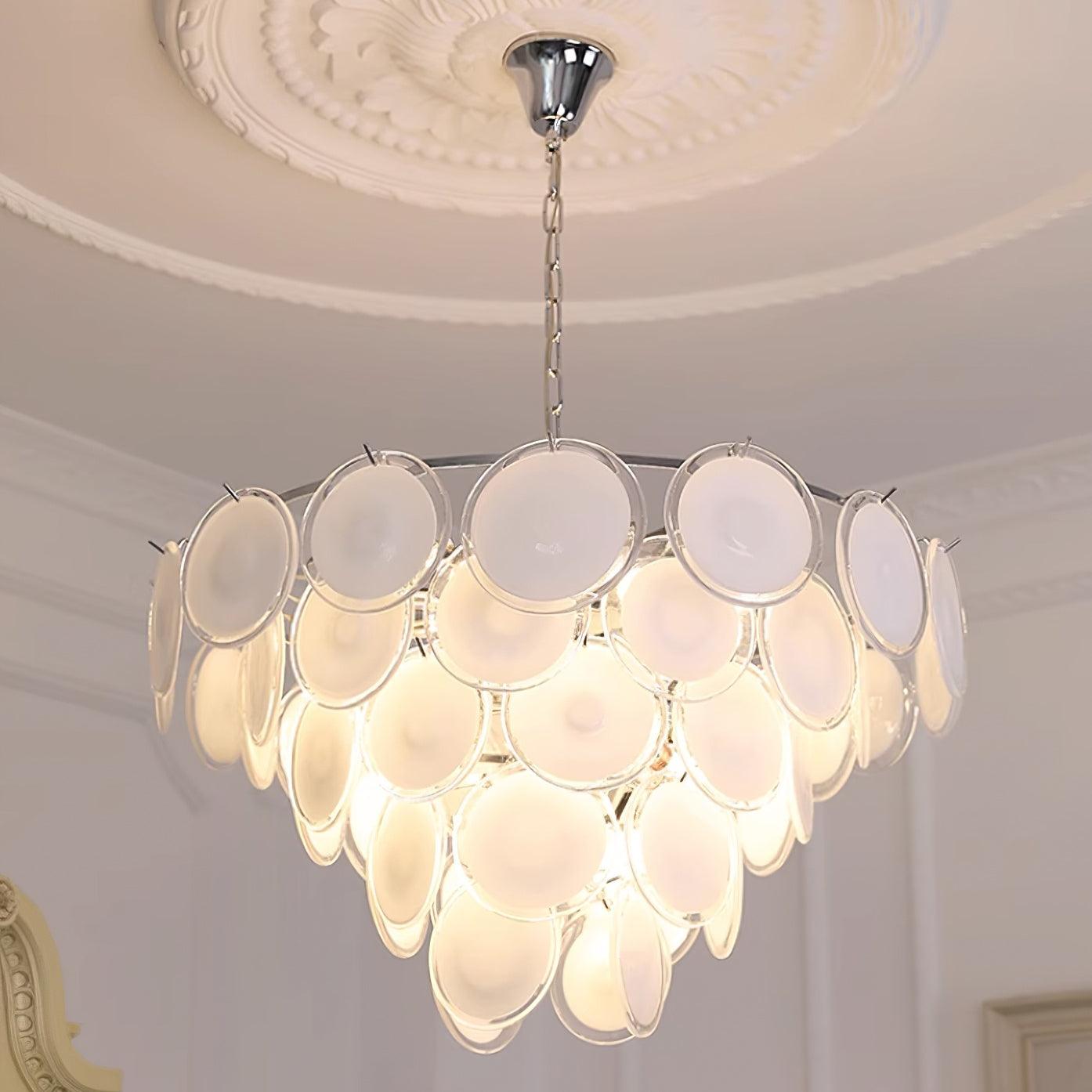 Lustre Delphine avec disques en verre, abat-jour superposés blancs et cadre métallique