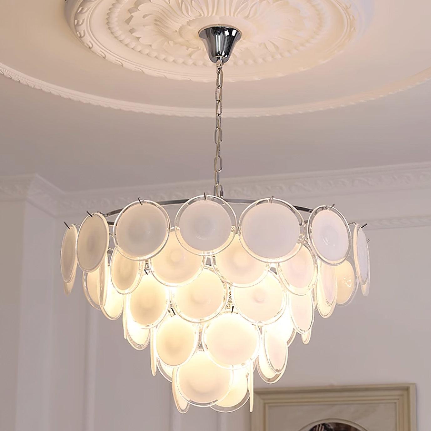 Lustre Delphine avec disques en verre, abat-jour superposés blancs et cadre métallique