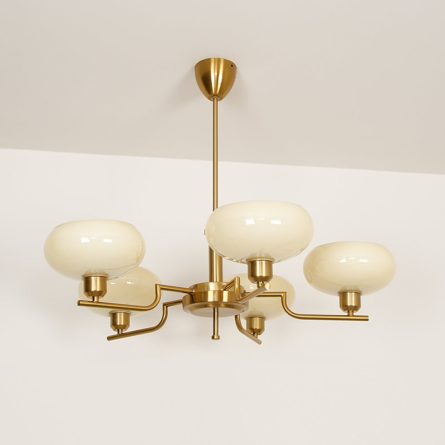 Geneviève Deco Chandelier