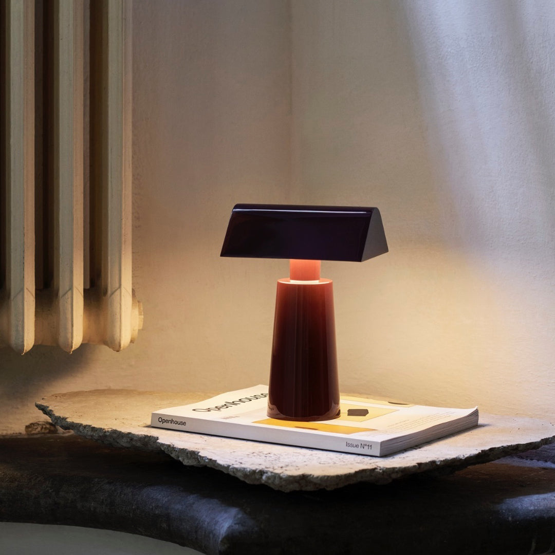 Camélia Modern Caret LED Table Lamp with Geometric Design