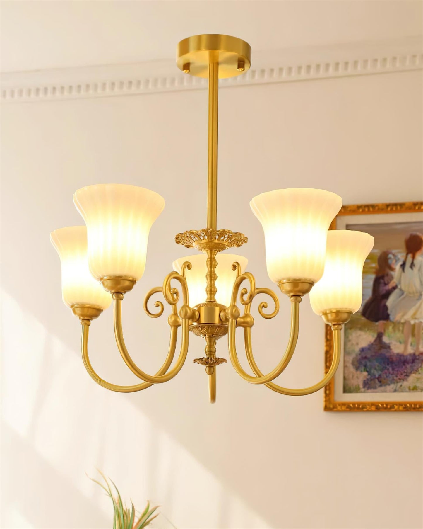 Lustre Vivienne en laiton, abat-jour en verre cannelé avec bras ornés