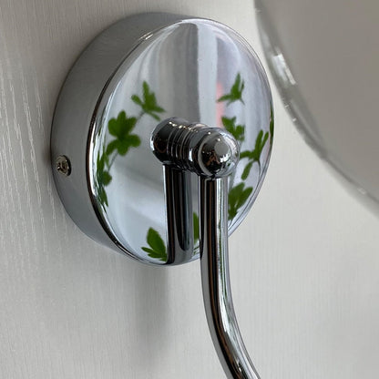 Élise Chromatic Glass Globe Wall Lamp