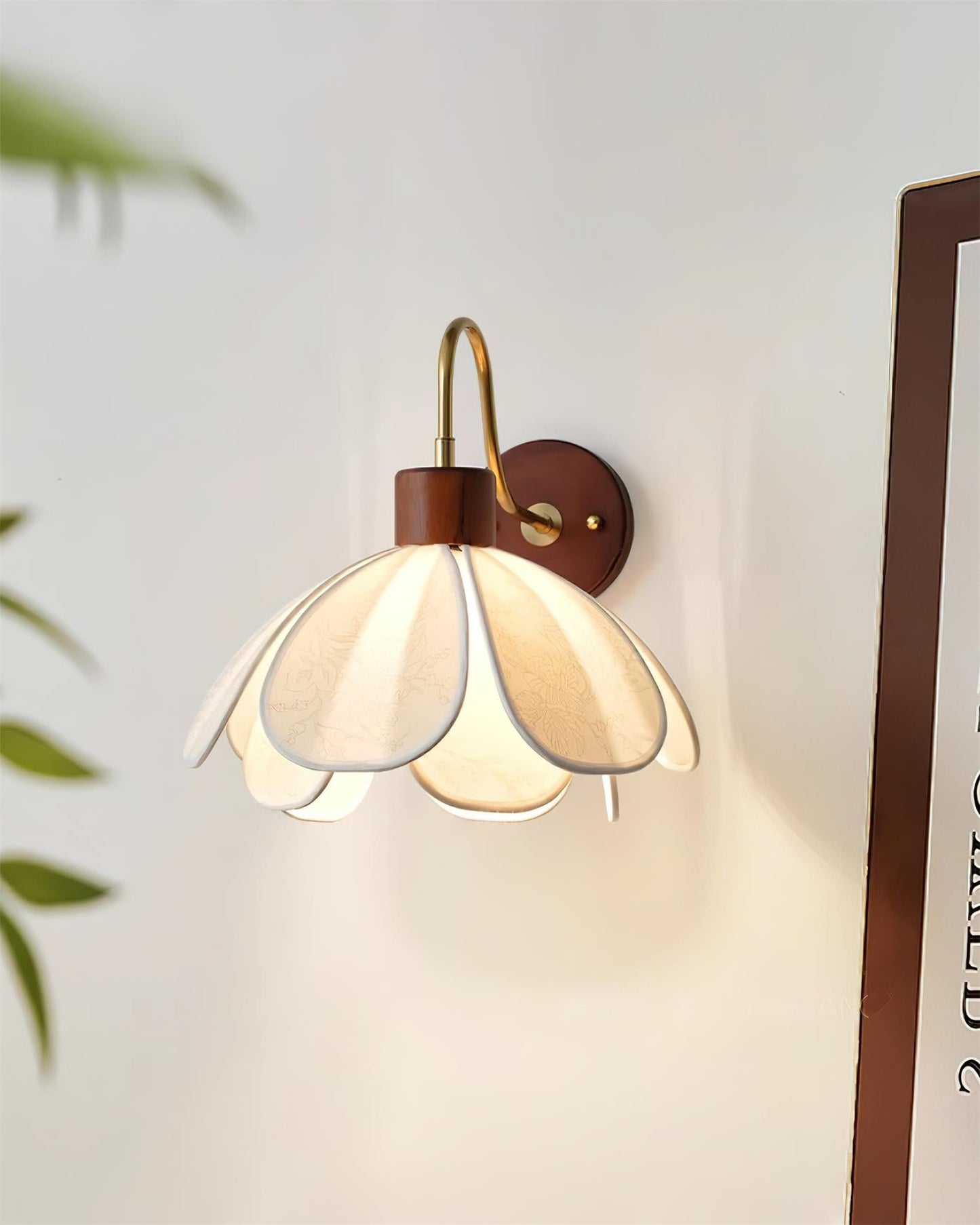 Docos Ciena Petal Applique Murale Luminaire Élégant en Métal et Tissu