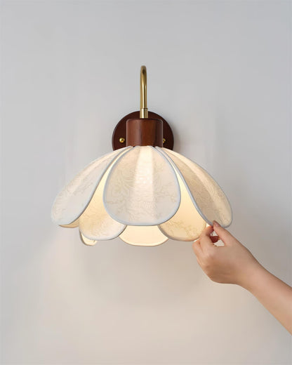 Docos Ciena Petal Applique Murale Luminaire Élégant en Métal et Tissu