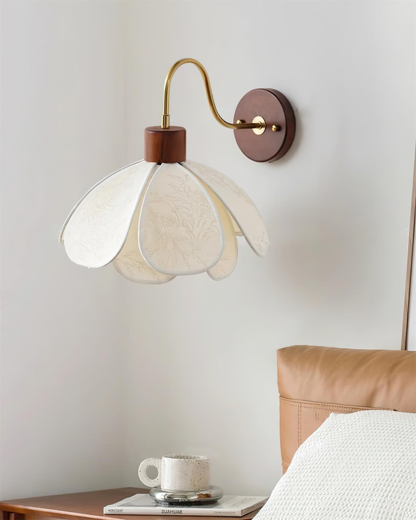 Docos Ciena Petal Applique Murale Luminaire Élégant en Métal et Tissu
