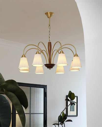 Sophie Chandelier, laiton élégant et bois foncé avec abat-jour en tissu