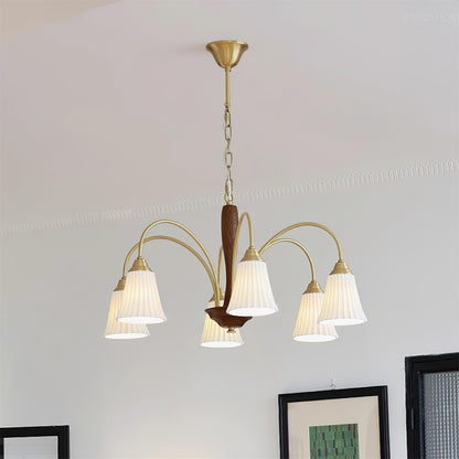 Sophie Chandelier, laiton élégant et bois foncé avec abat-jour en tissu