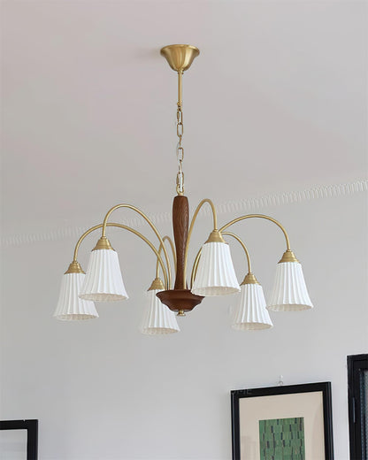 Sophie Chandelier, laiton élégant et bois foncé avec abat-jour en tissu