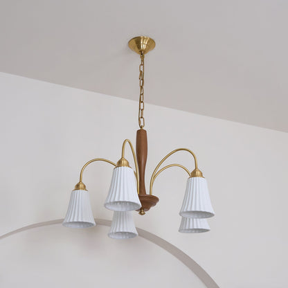 Sophie Chandelier, laiton élégant et bois foncé avec abat-jour en tissu