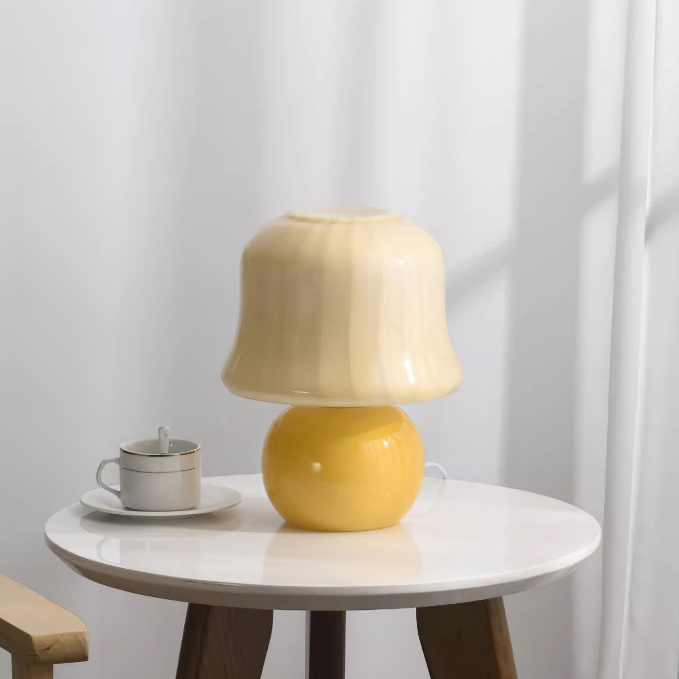 Lampe de Table Giulia Crème Champignon avec Abat-jour en Verre Émaillé