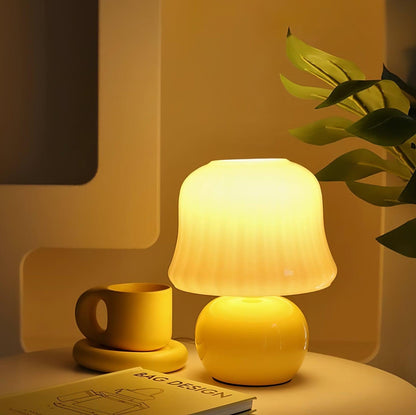 Lampe de Table Giulia Crème Champignon avec Abat-jour en Verre Émaillé