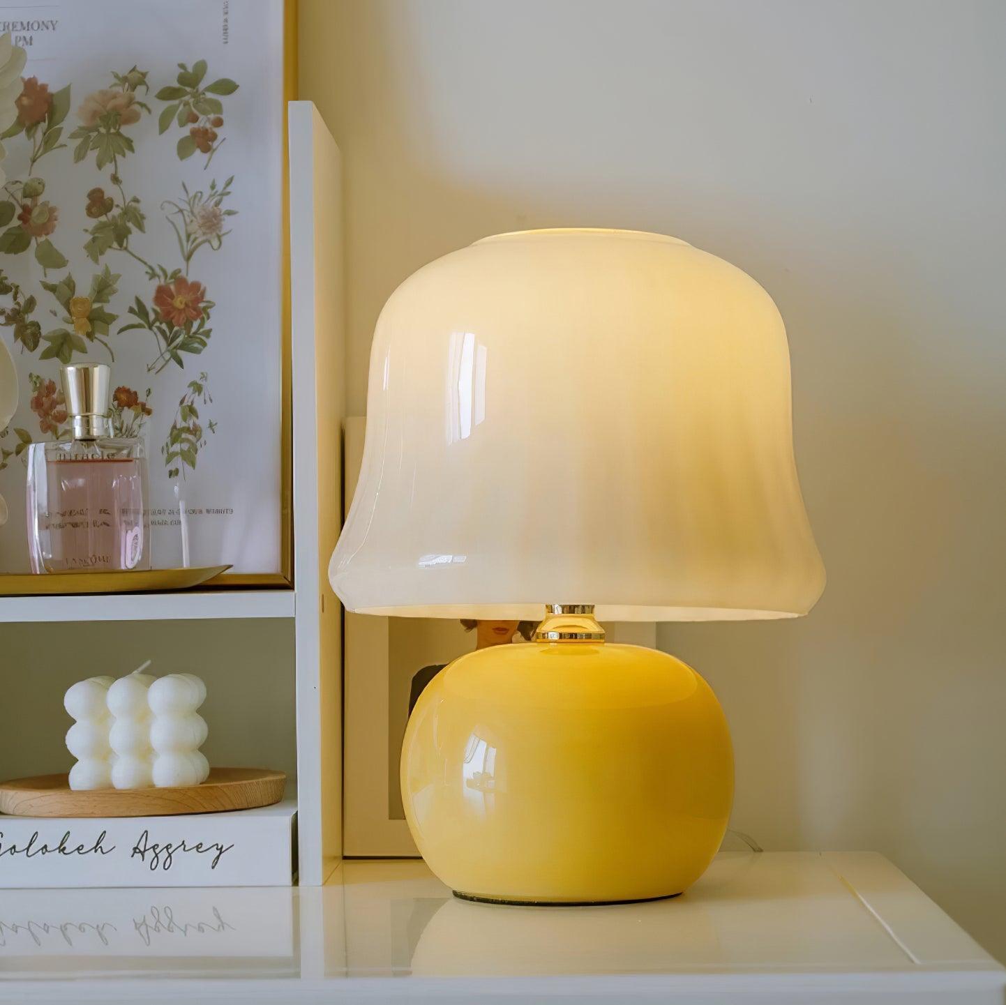 Lampe de Table Giulia Crème Champignon avec Abat-jour en Verre Émaillé
