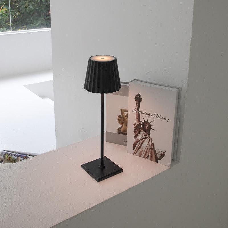 Lampe de table LED sans fil Élodie Dainty Groove Noir Minimaliste