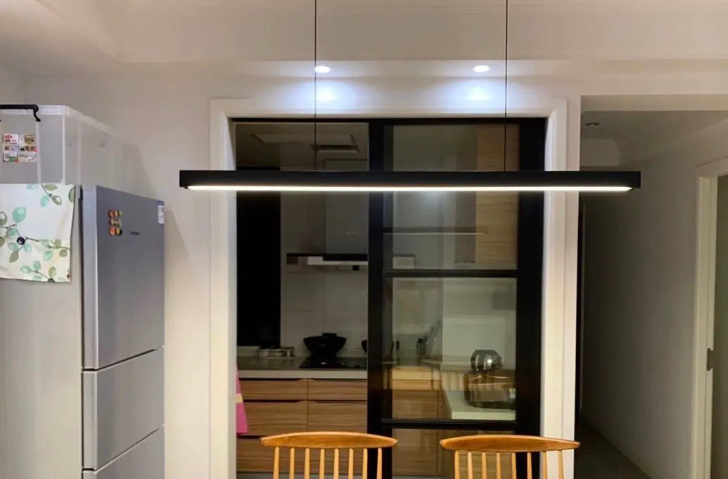 Juliette Suspension Linéaire Minimaliste