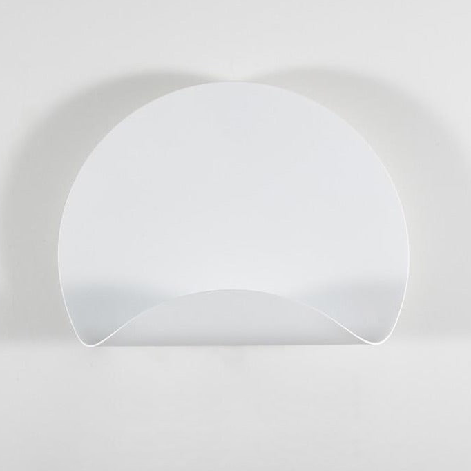 Aurélie Eclipse Curved Metal Wall Lamp