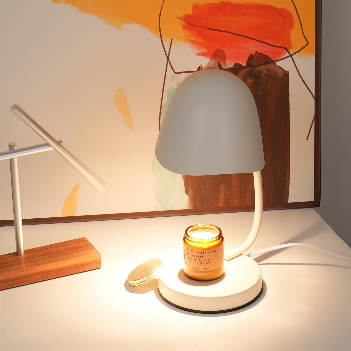 Chloé Eggshell Candle Warmer Lamp with Adjustable Neck