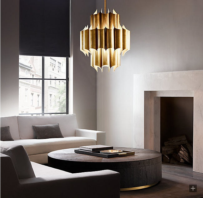 Clara Lustre Ruban Sculptural en Laiton