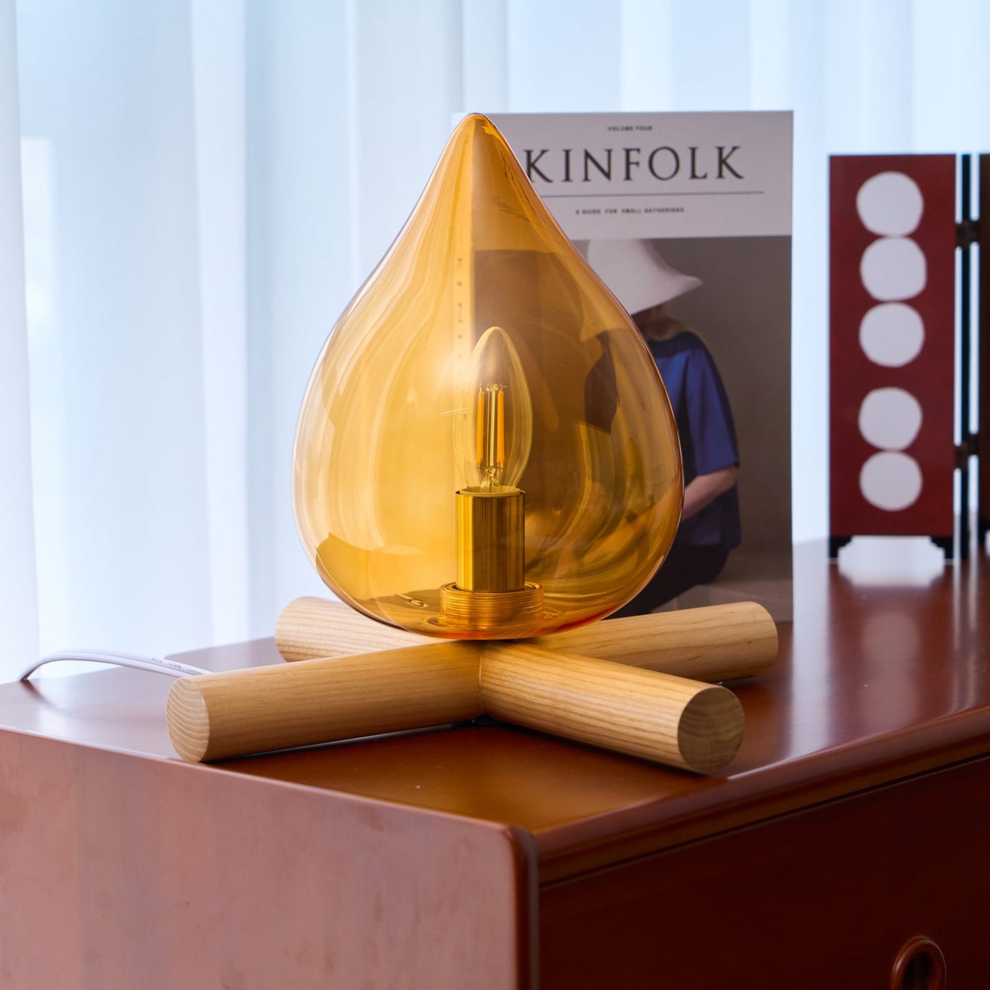 Élora Firebeam Glass Table Lamp with Wooden Base