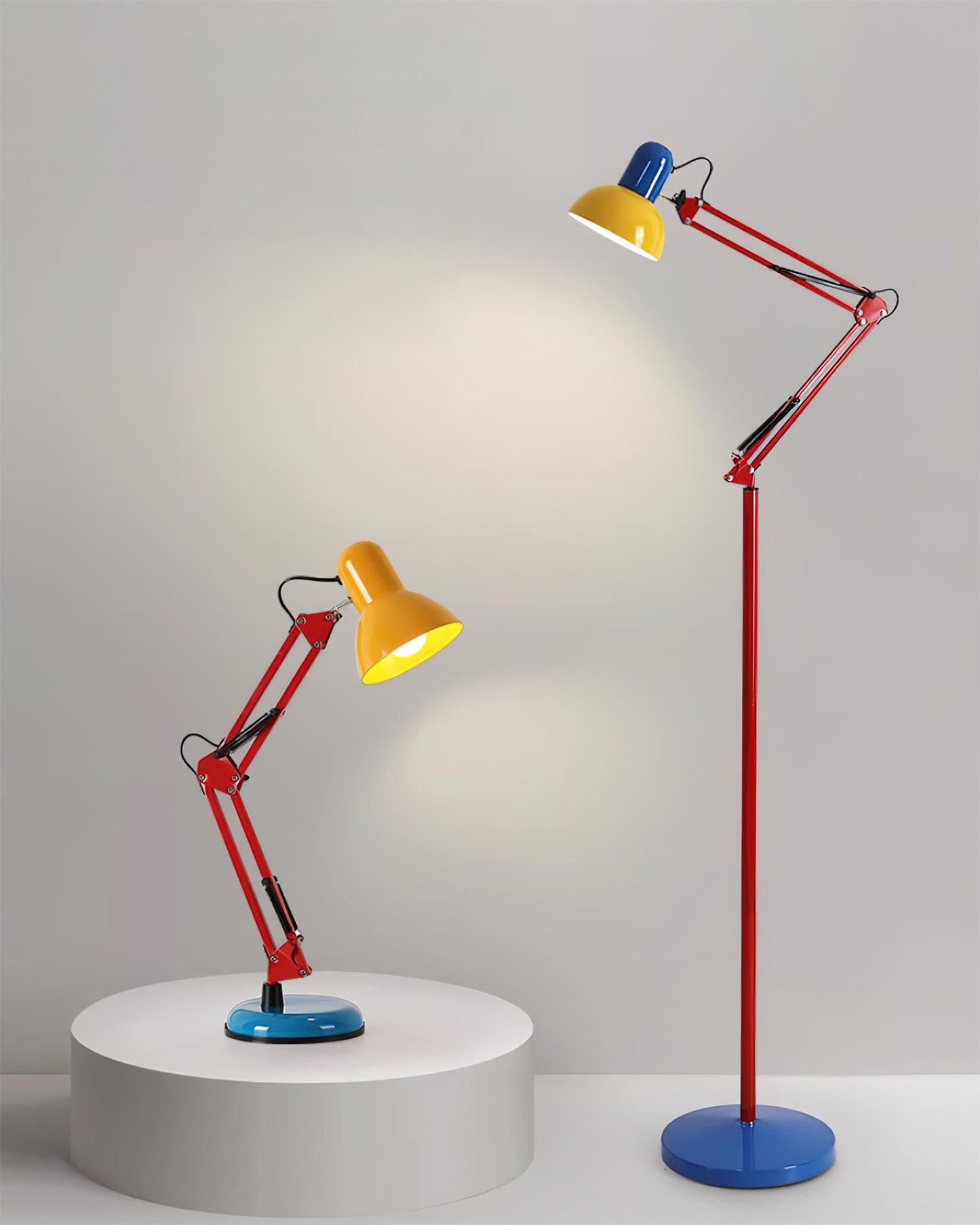 Lampe de table réglable Solène Memphis avec design color block